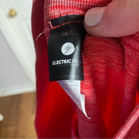 Electric Yoga Pink Ombre Seamless Leggings - Picture 4 of 5